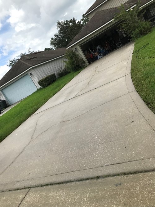 Chemical Concrete Cleaning in Jacksonville, FL Thumbnail